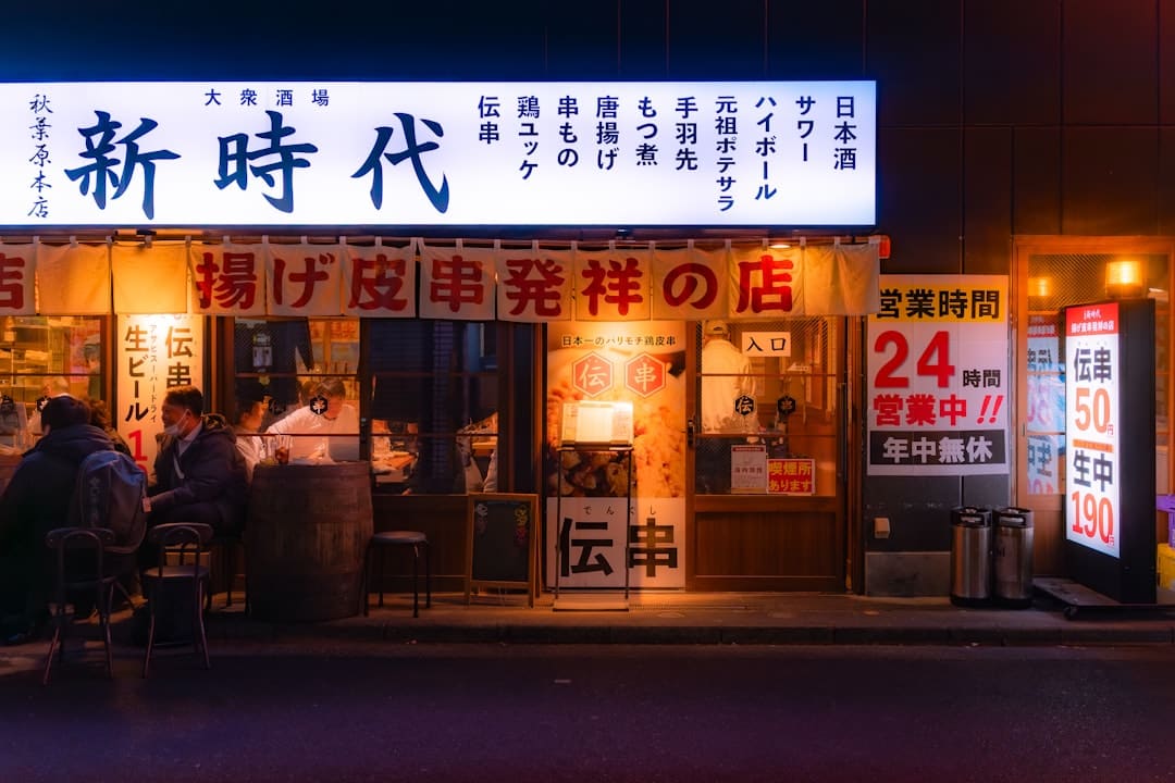 新春走底层丨厦门：万盏花灯点亮千年古城